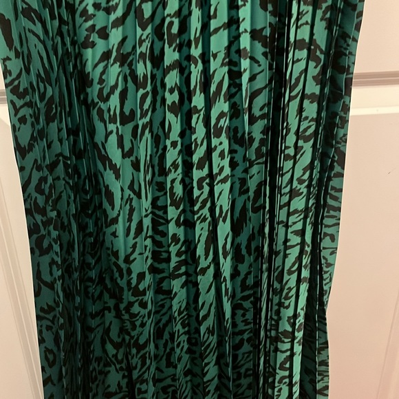 Banana Republic dress - Picture 3 of 3